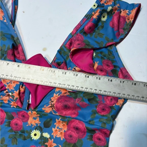 one-piece floral print swimsuit in multicolor deep V-neck ruffle trim med - Picture 5 of 12